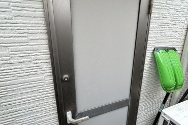 開かなくなった外部収納を復旧しました